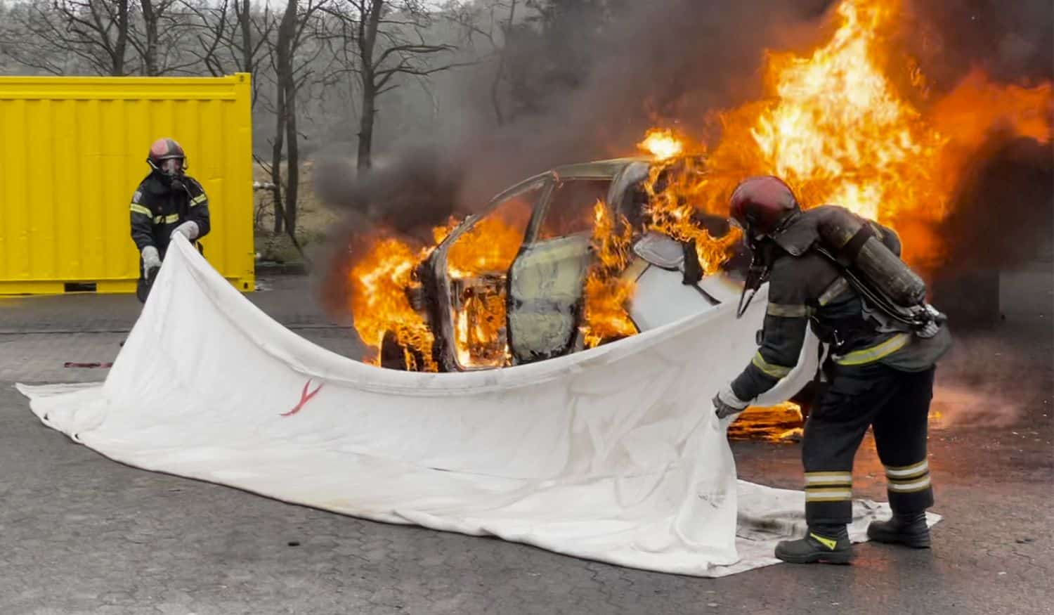 EV car on fire and the usage of a Fire Isolator blanket