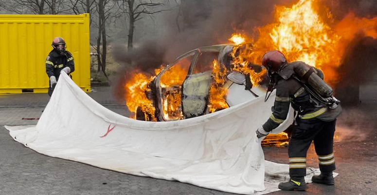 Hur man kontrollerar bränder i EV-bilar