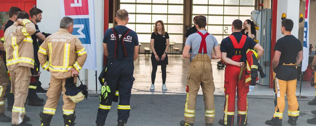 Formación en seguridad contra incendios de vehículos eléctricos